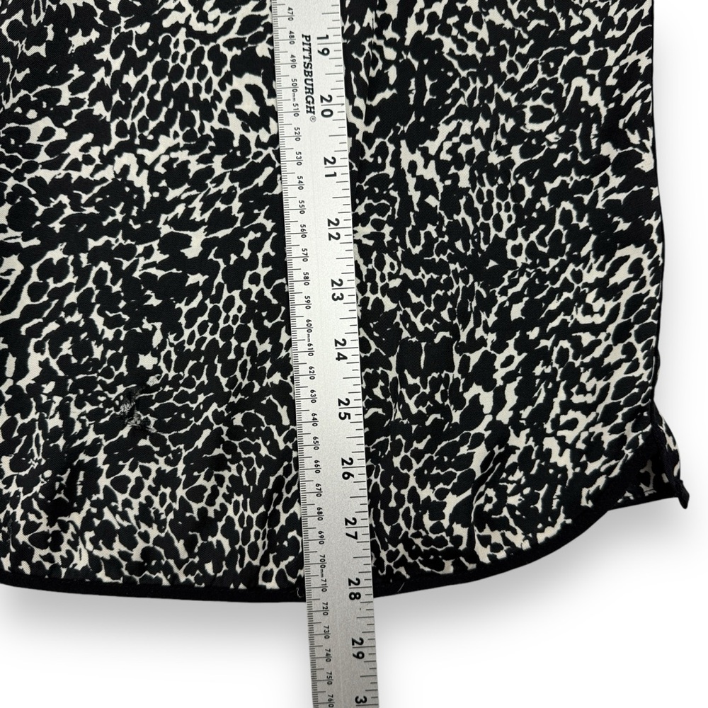 Lane Bryant Sleeveless Blouse Plus 22 Shirt Leopard Animal V-Neck High Low‎ B/W - Picture 10 of 15